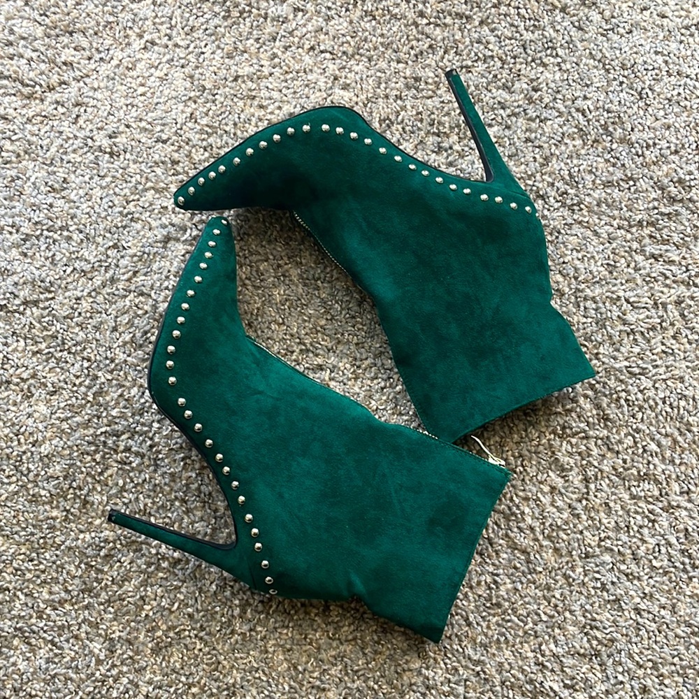Nasty Gal Dark Green Suede Zip Up Ankle Boots US 11